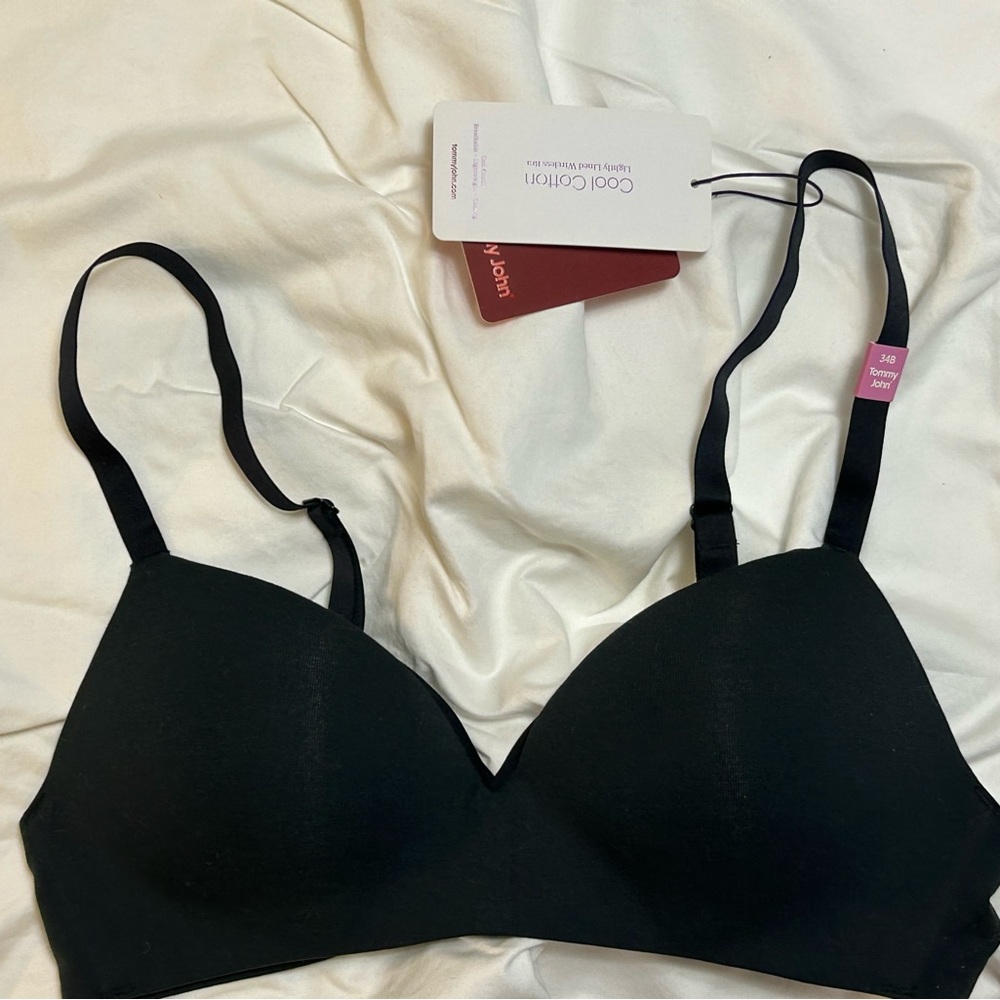 NWT Tommy John 34B adjustable bra